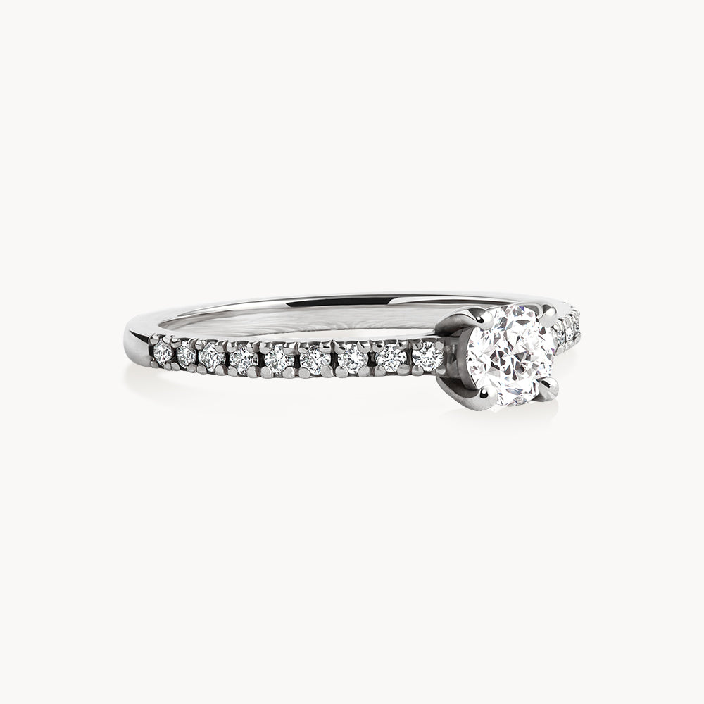 #Métal_Or blanc 18k