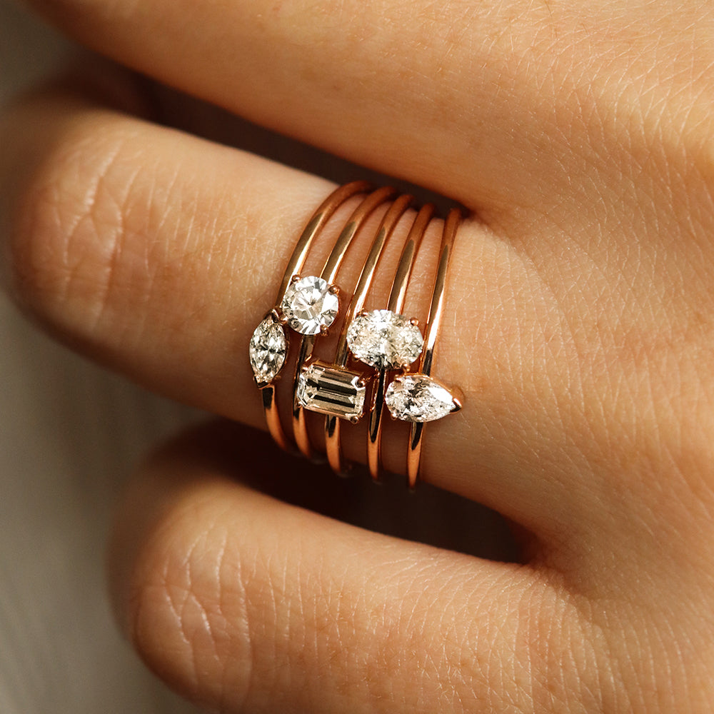 Anillo de compromiso de oro de 18 quilates con diamante en talla marquesa | Deloison Paris