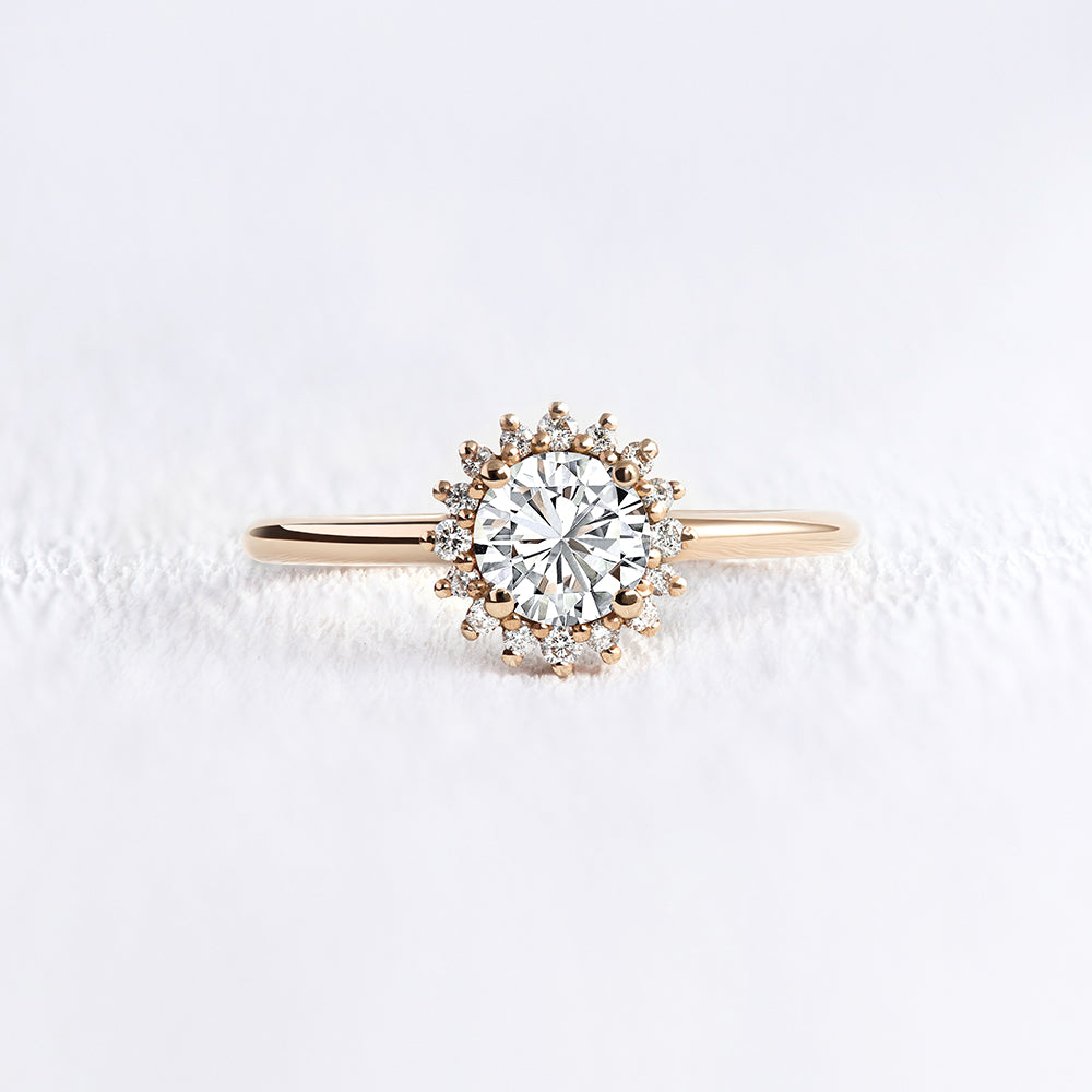 Bague de fiançailles marguerite en or rose et diamants | Deloison Paris