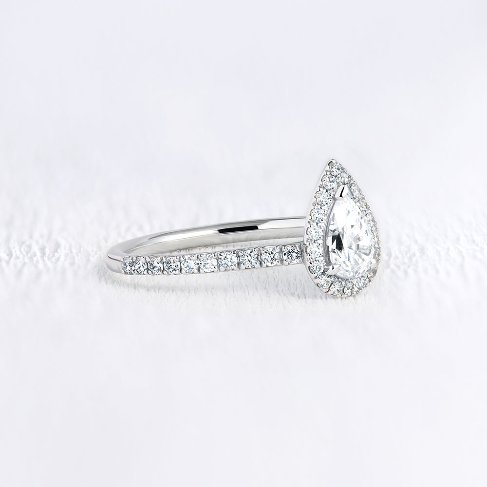 Bague de fiançailles diamant poire - Deloison Paris