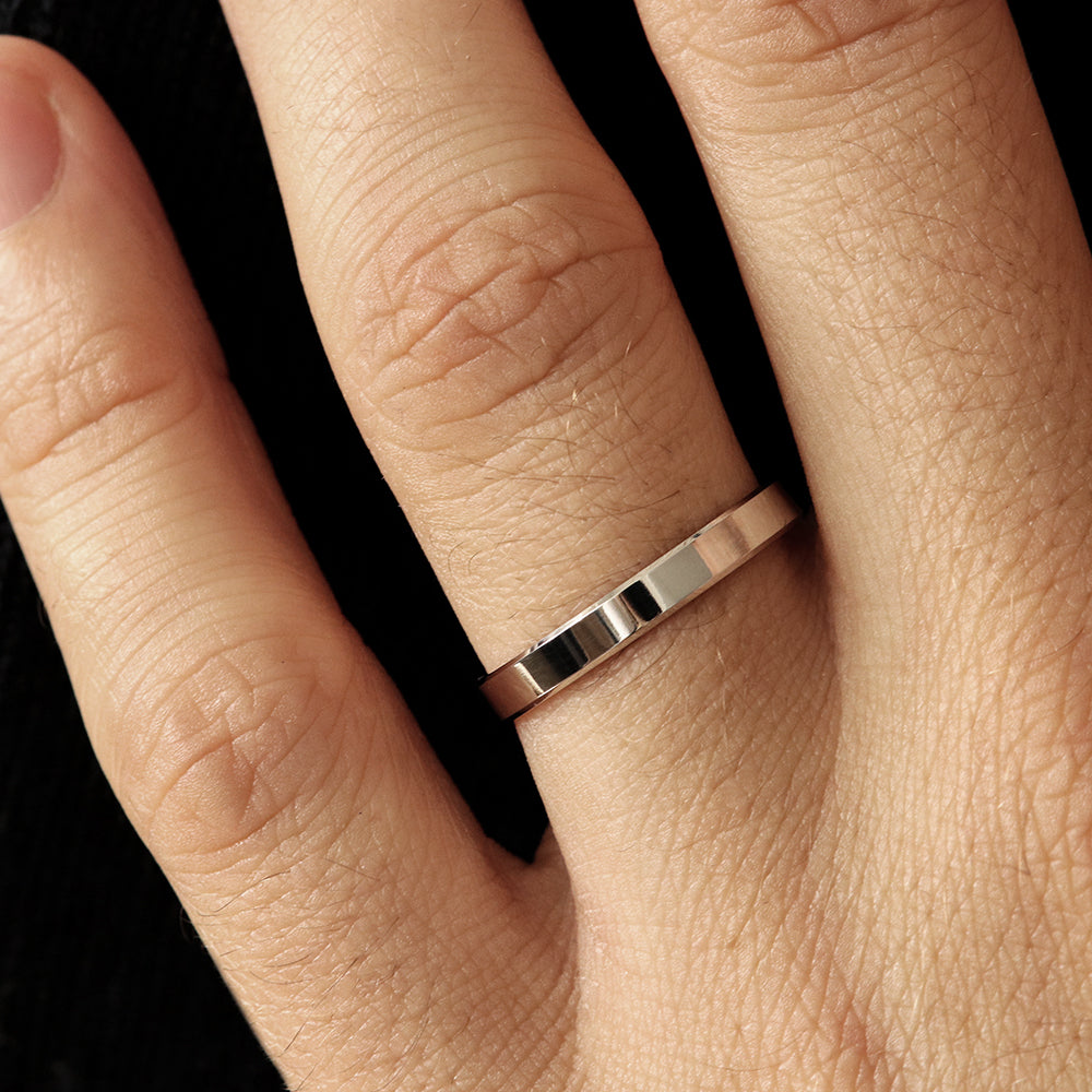 Alliance homme ruban 3mm en or 18 carats | Deloison Paris