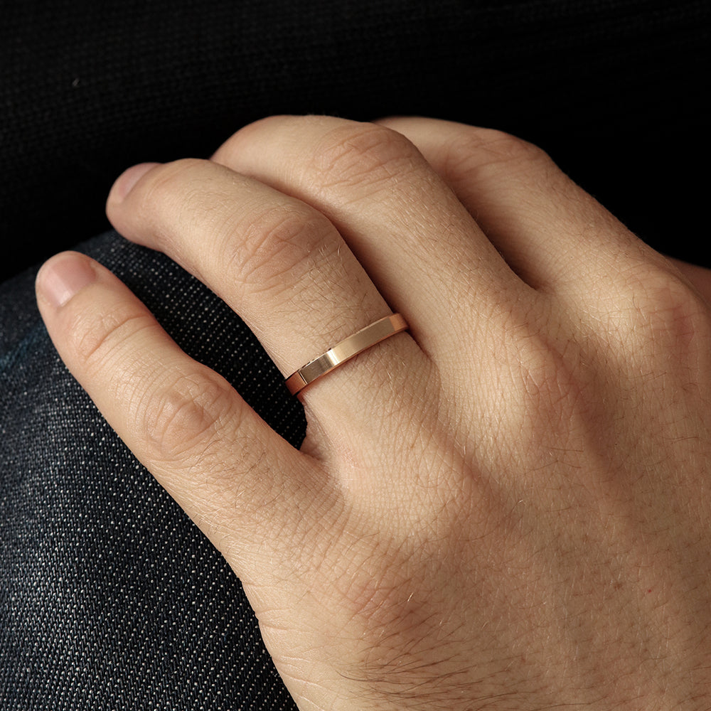 Alliance homme ruban 3mm en or 18 carats | Deloison Paris