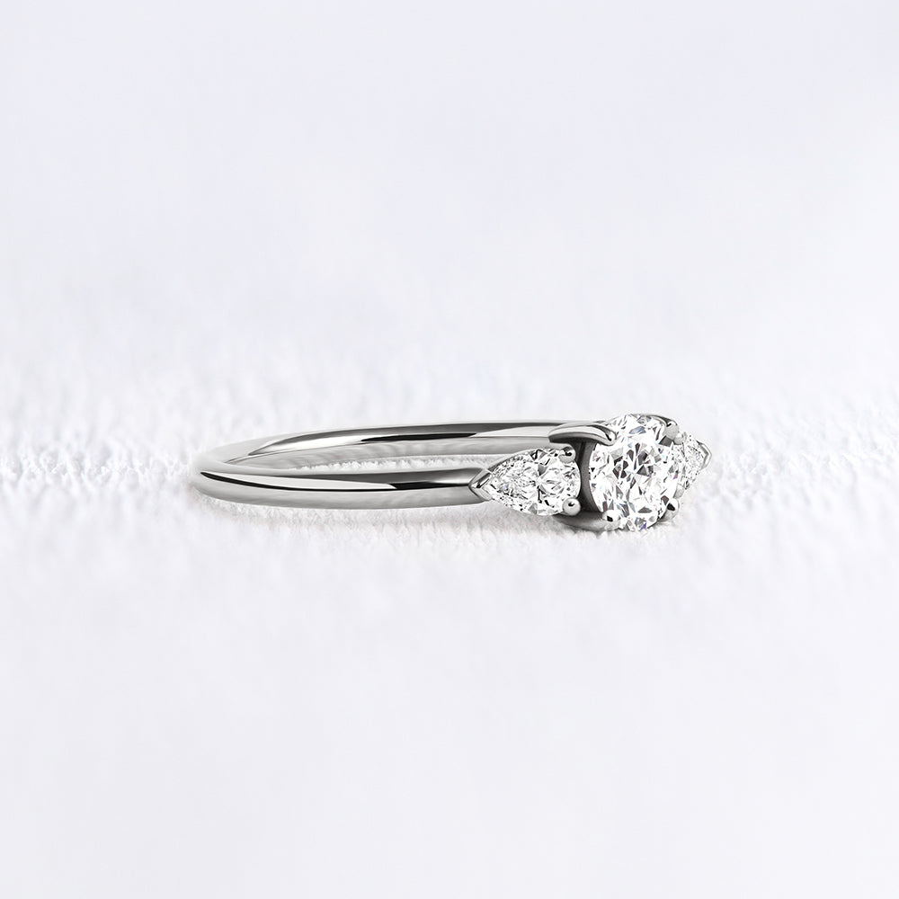 Bague diamant poire - Deloison Paris