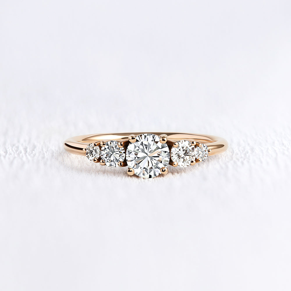 Bague de fiançailles en or 18 carats et diamants | Deloison Paris