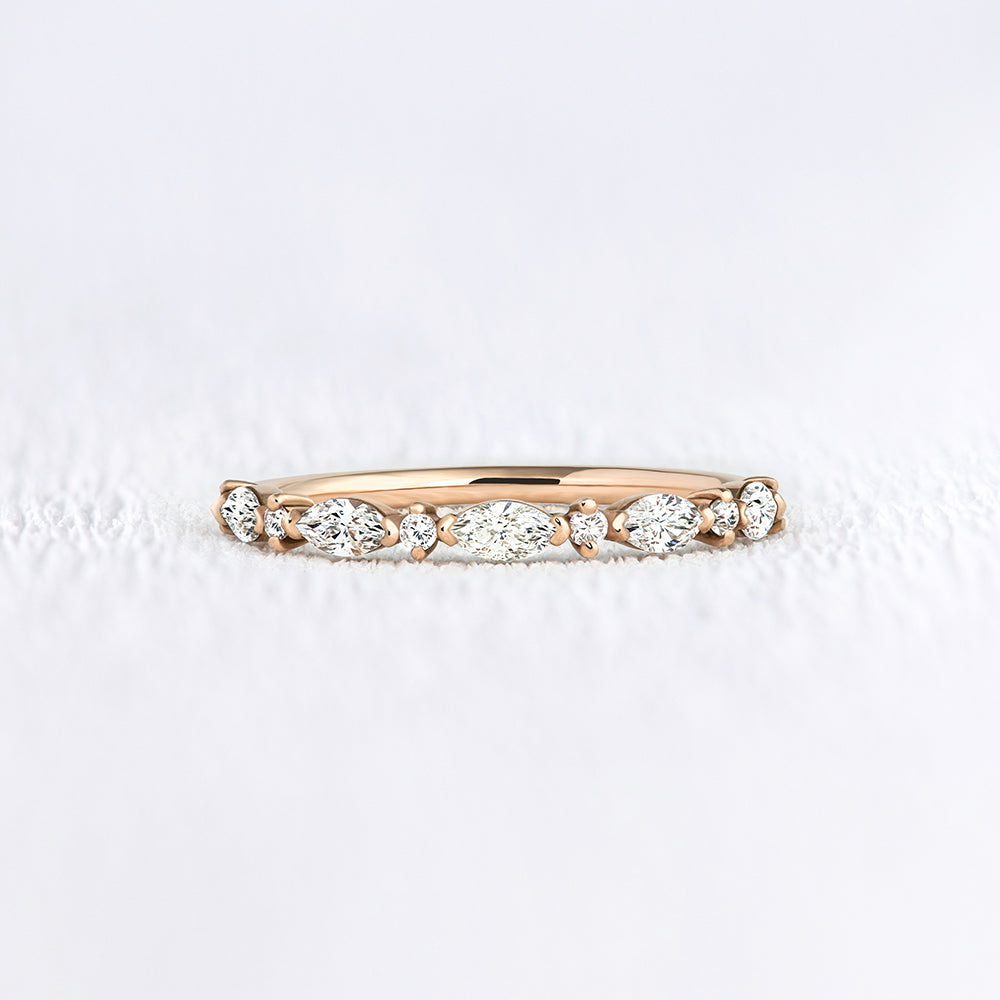 Alliance or 18 carats et diamants marquises - Deloison Paris