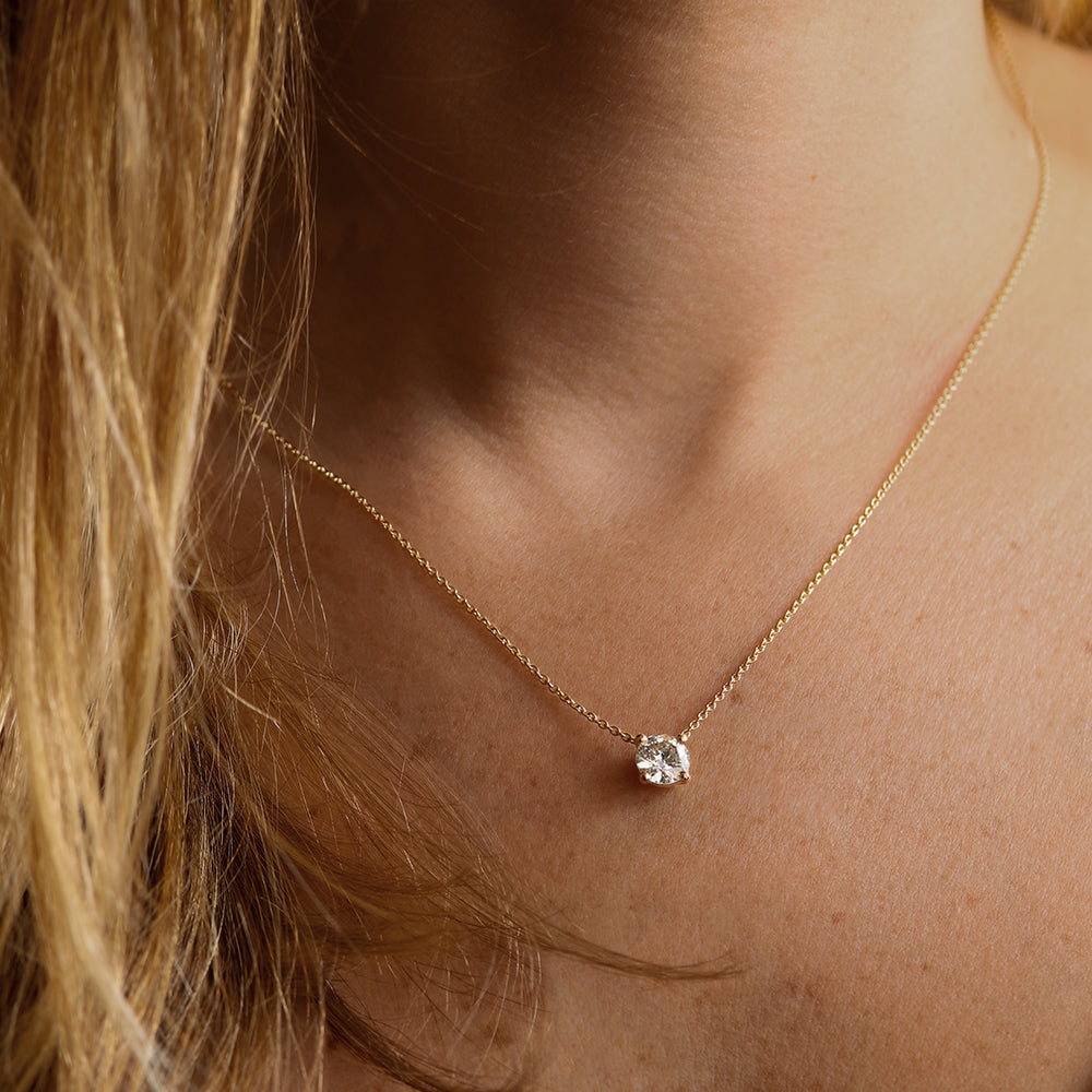 Colgante de oro blanco, amarillo y rosa con diamantes Ada | Deloison Paris