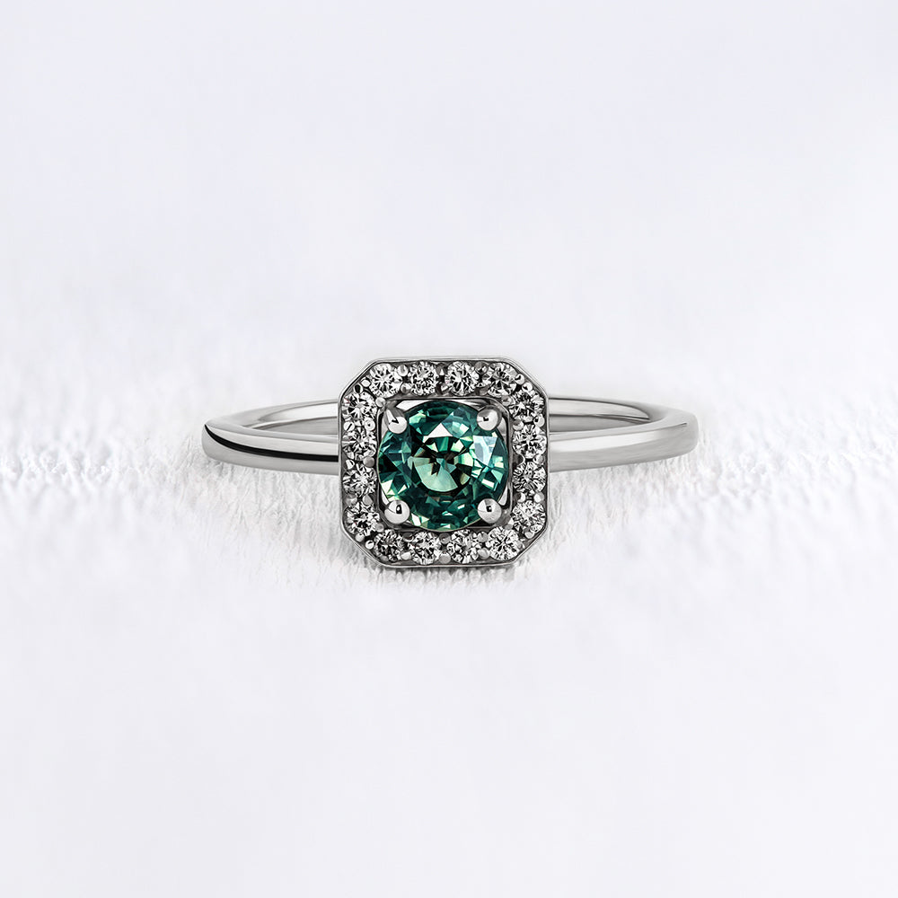 Bague de fiançailles vintage saphir vert et diamant - Deloison Paris