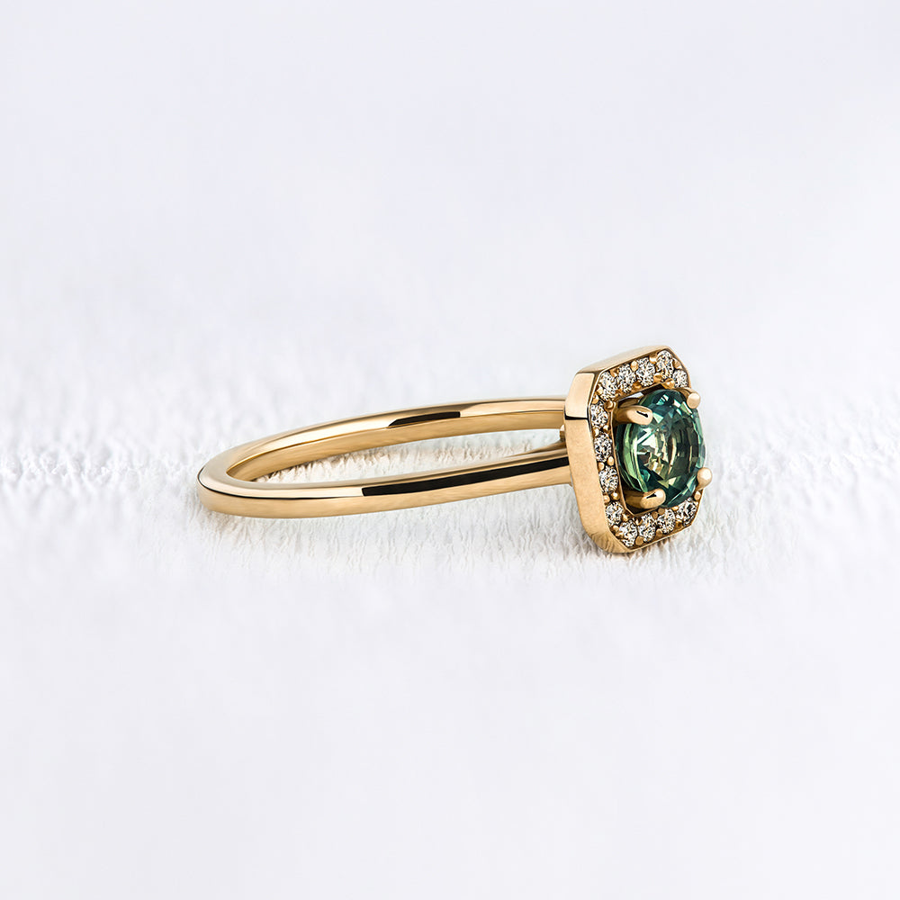 Bague de fiançailles vintage saphir vert et diamant - Deloison Paris