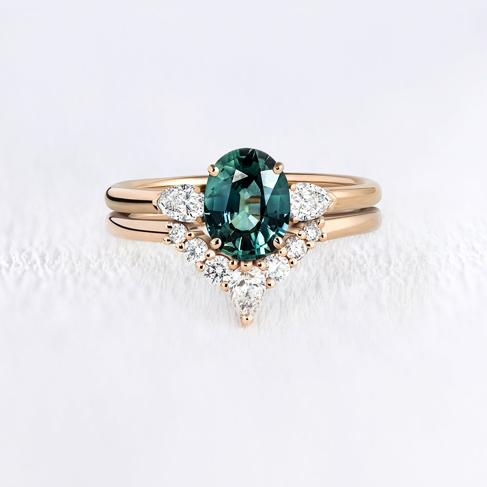 Bague de fiançailles originale saphir vert et diamants | Deloison Paris