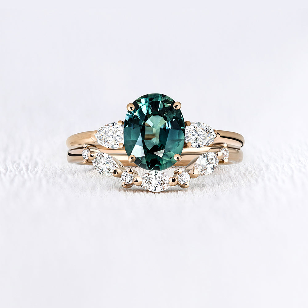 Bague de fiançailles originale saphir vert et diamants | Deloison Paris