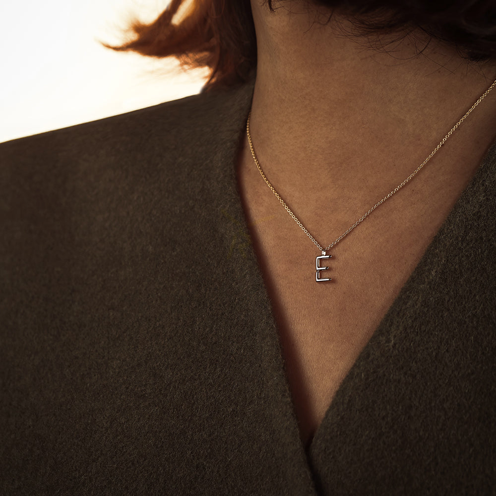 Collier BOLD – Lettre E - Deloison Paris