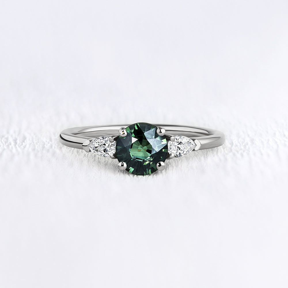 Bague de fiançailles en or saphir vert et diamants | Deloison Paris