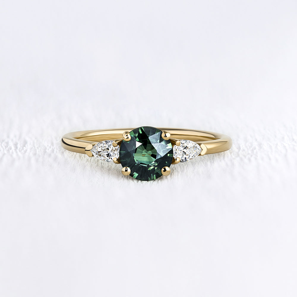 Bague de fiançailles en or saphir vert et diamants | Deloison Paris