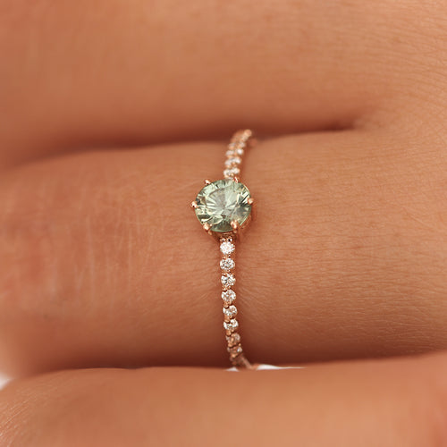 Bague saphir vert et diamants en or 18 carats | Deloison Paris