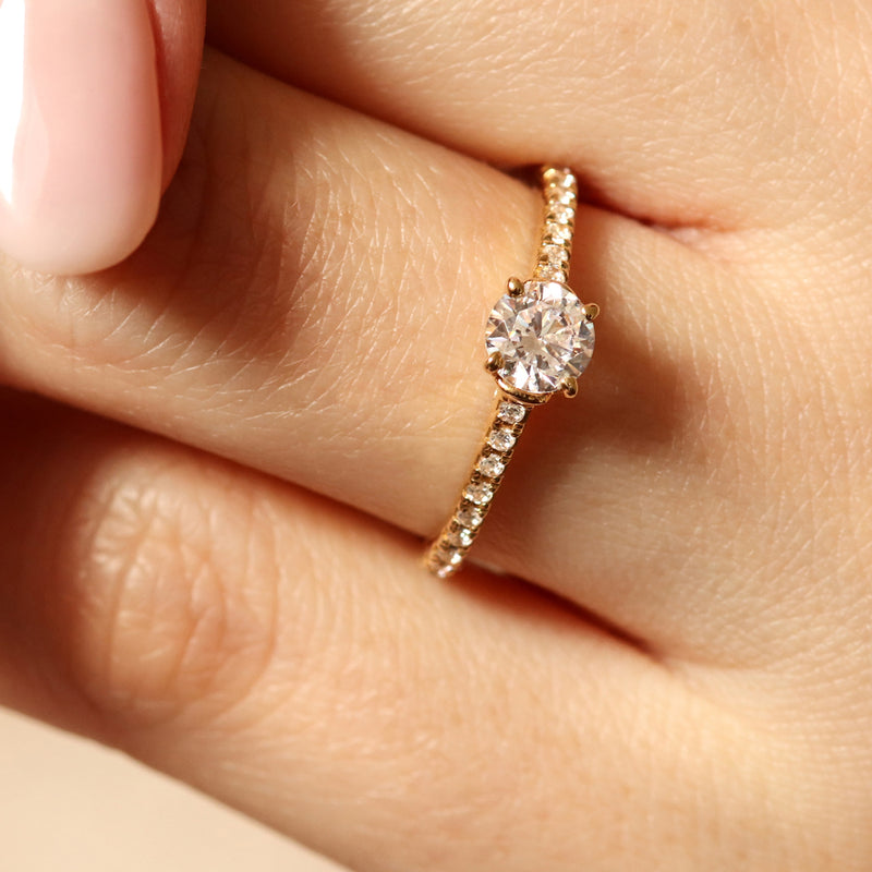 Bague de fiançailles en or 18 carats et diamants | Deloison Paris