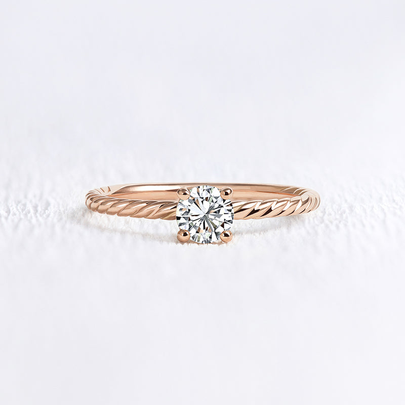 Bague de fiançailles torsadée en or rose et diamant | Deloison Paris