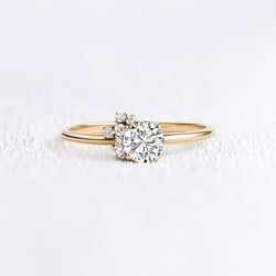 Bague de fiançailles en or et bouquet de diamants | Deloison Paris