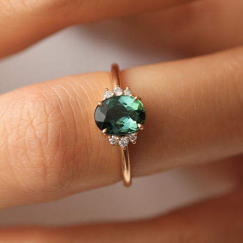 Bague de fiançailles en or 18 carats et saphir vert | Deloison Paris