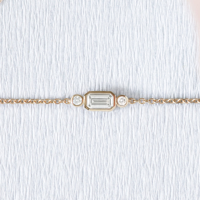 Bracelet en or 18 carats et diamants taille émeraude | Deloison Paris