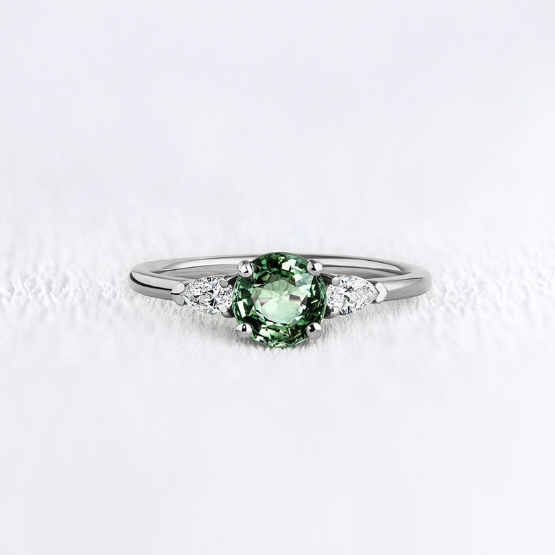 Bague de fiançailles en or saphir vert et diamants | Deloison Paris