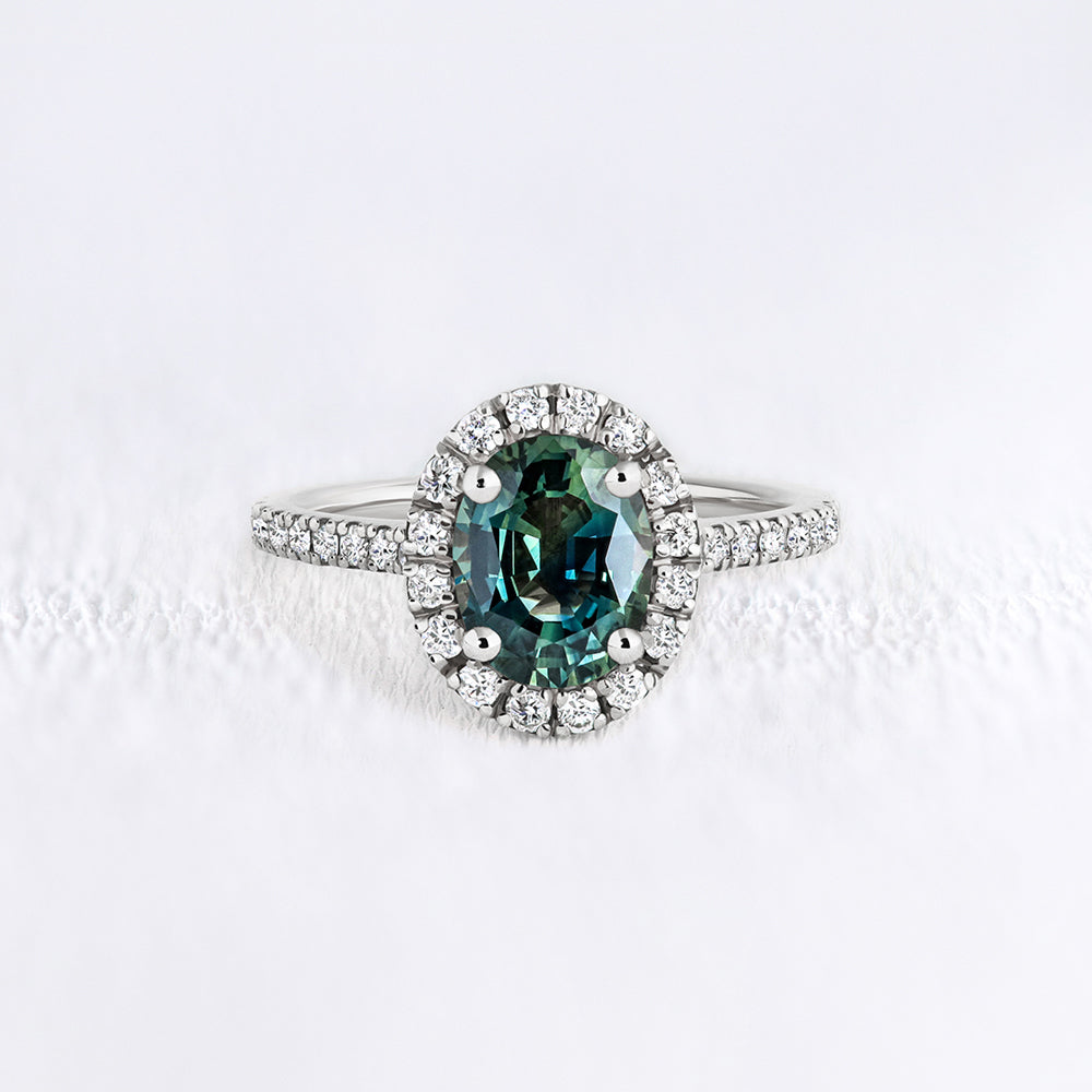 Bague entourage diamants et saphir vert - Deloison Paris